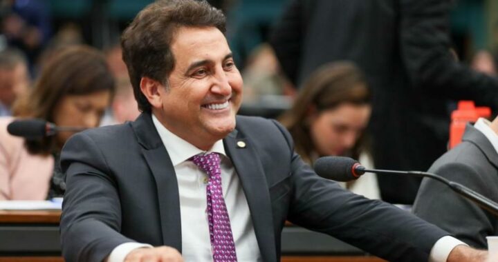 Gilvan Máximo
